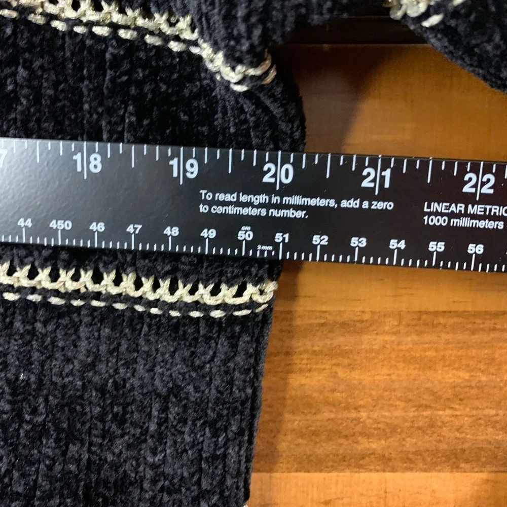 Womens Rachel Zoe size Large black/gold lined sweater